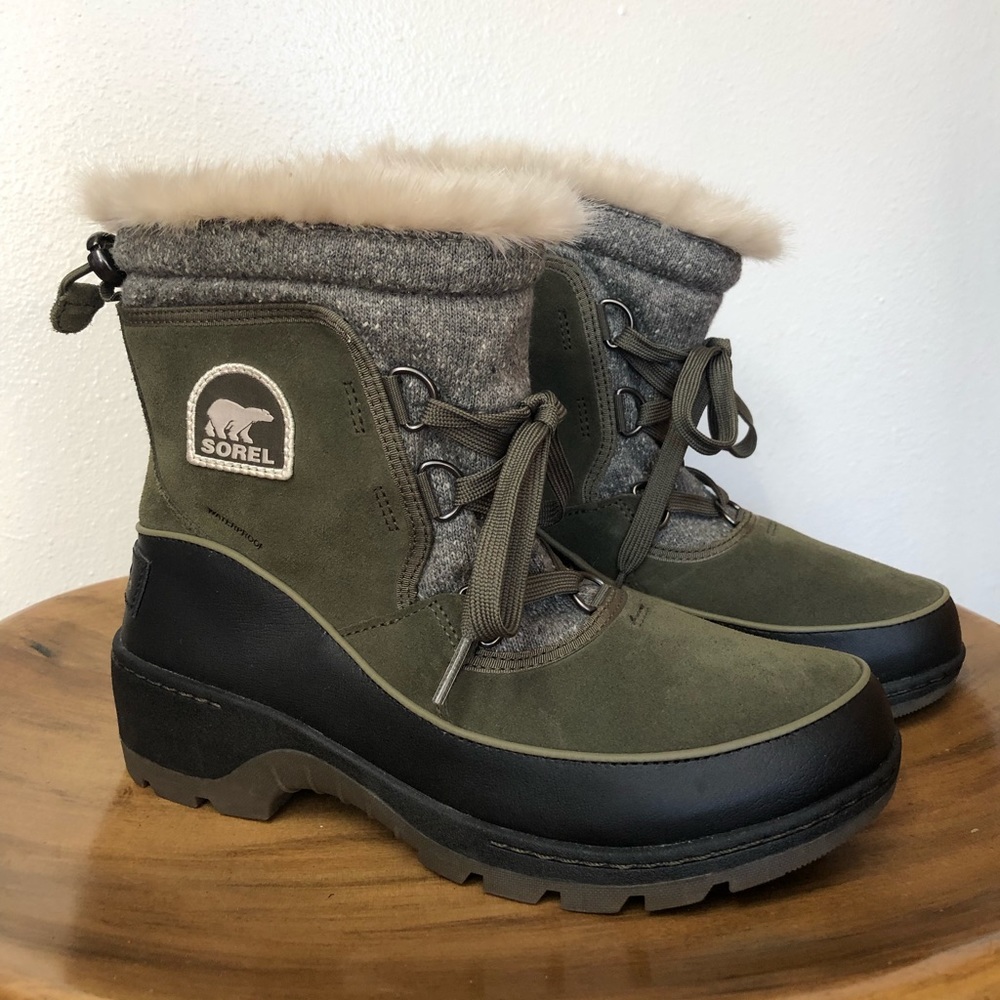 NWOT SOREL Women's 8 in. Tivoli III Waterproof Boots, Nori